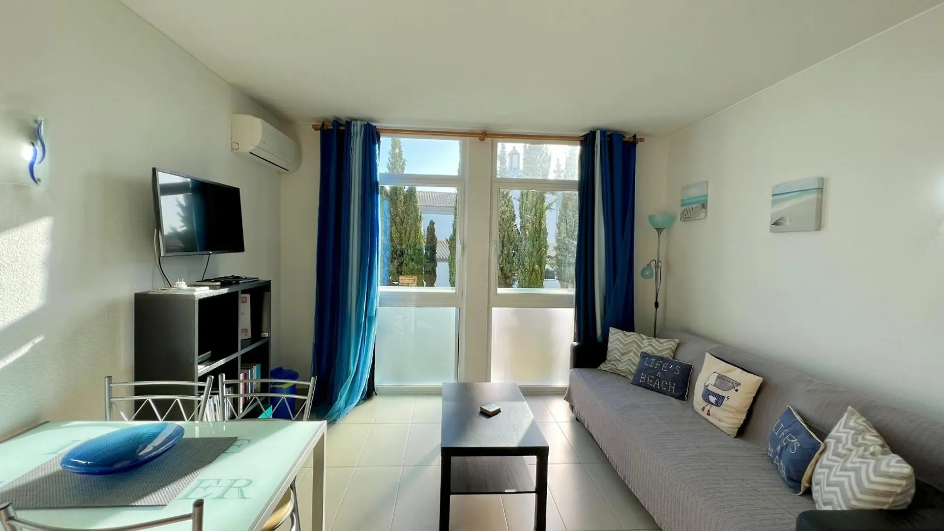 Cosy 1-Br Central Apt In Albufeira Old Town - Steps From The Sea & Amenities Apartment Portugal