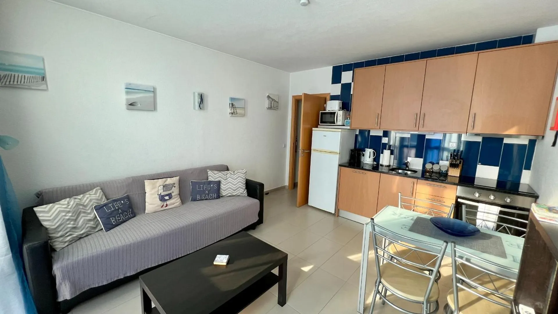 Cosy 1-Br Central Apt In Albufeira Old Town - Steps From The Sea & Amenities Apartment 0*,  Portugal