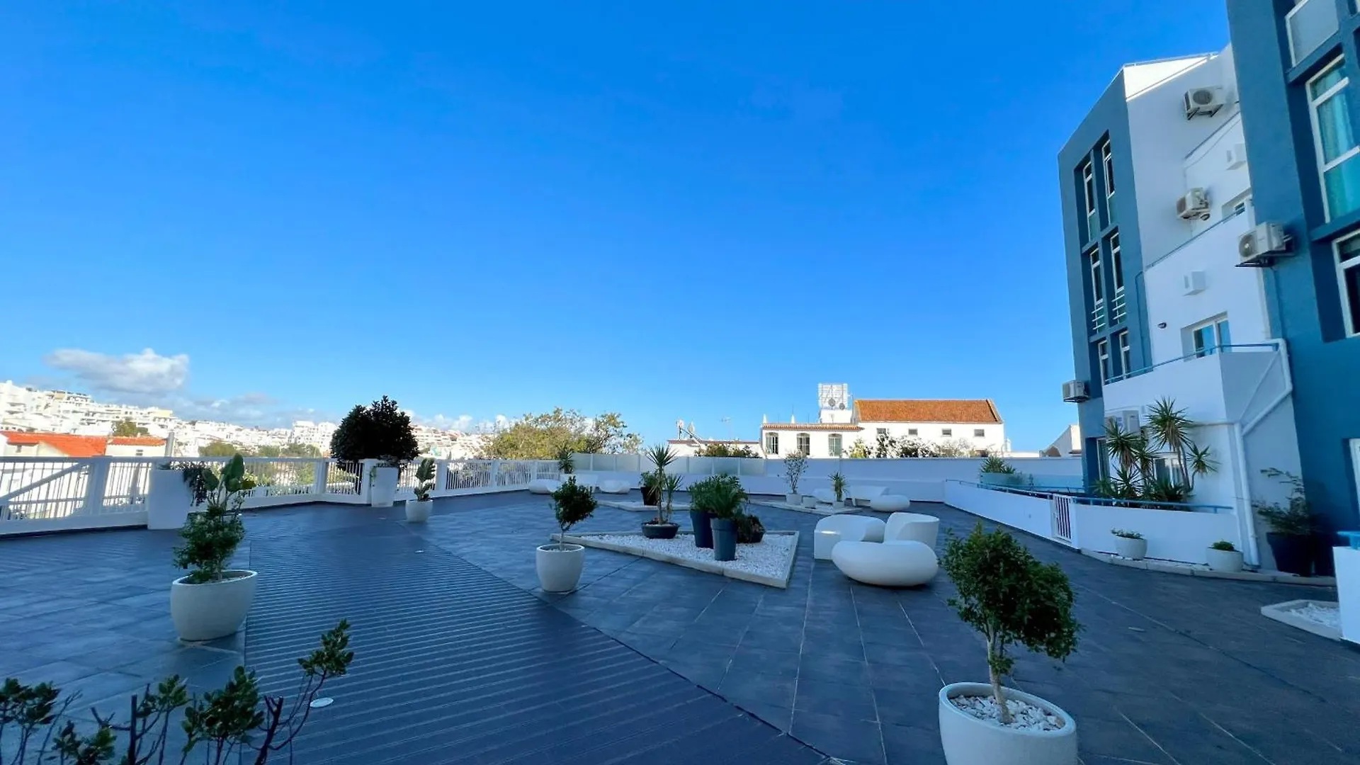 Cosy 1-Br Central Apt In Albufeira Old Town - Steps From The Sea & Amenities Apartment Portugal