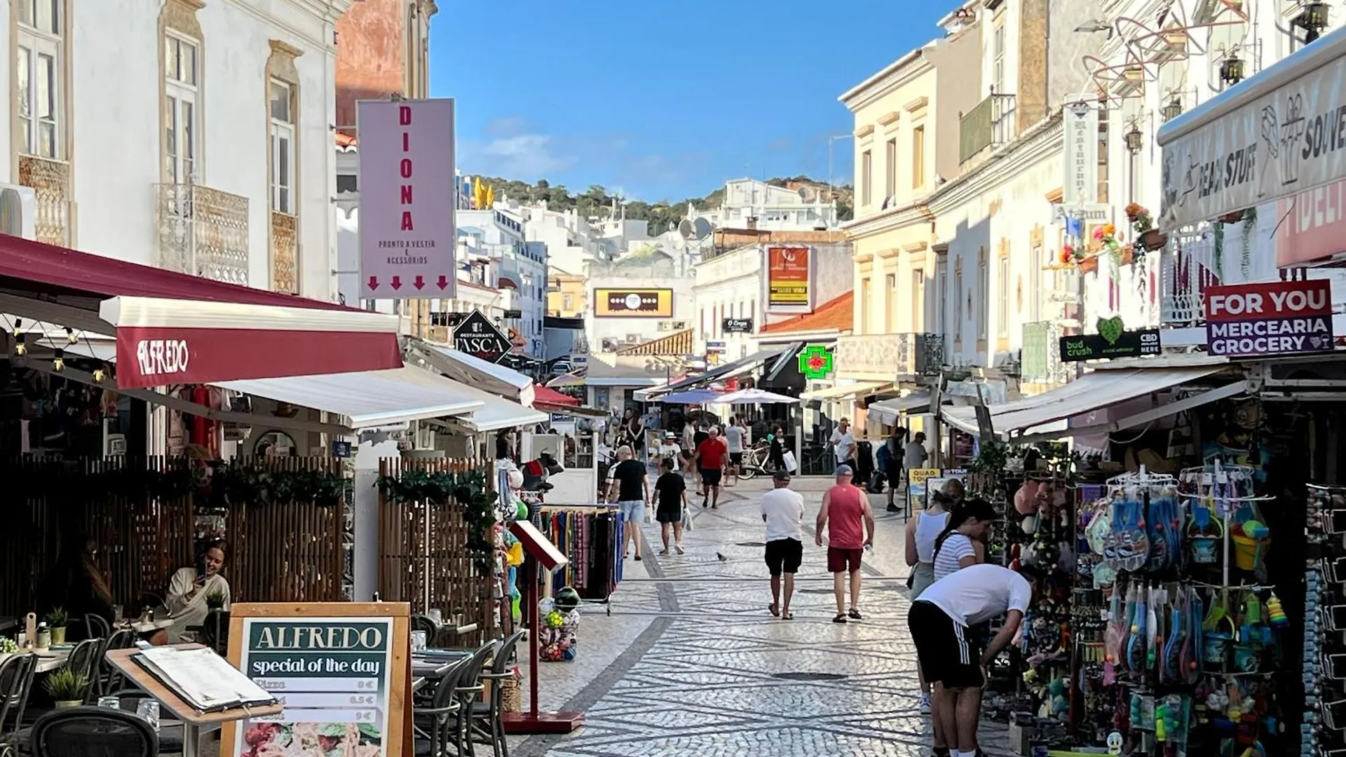 Cosy 1-Br Central Apt In Albufeira Old Town - Steps From The Sea & Amenities Apartment 0*,